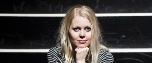 En alf i træskostøvler