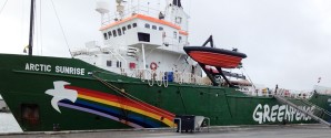 Greenpeace-skibet Arctic Sunrise inviterer ombord