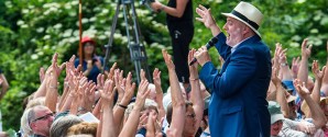 Folkemusikprisen går i år til Helge Engelbrecht