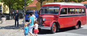 Bedfordbussen anno 1937 er på rette vej