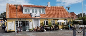 Lørdagshøjskolesang på Iscafeen
