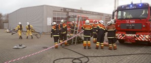 Fragtmand tabte kemivarer ud over lastrampe!