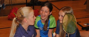 Badminton kæmper for at beholde piger i sporten