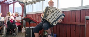 Harmonika Musik på Ålbæk Havn