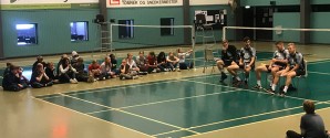 Folkeskolelever får en badmintonoplevelse