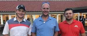 Golf: Sønnike slog farmand!