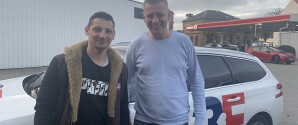 En bule i bilen endte som erstatning til chaufføren