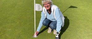Så lavede Yrsa Hole in one – igen!