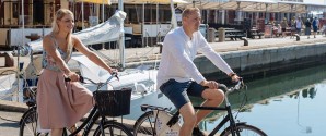 Tag på en romantisk cykeltur med picnic – tapas og vin