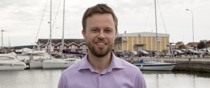 Formanden takker af i utide…