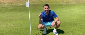 Green Grass og Albatros på Hvide Klit