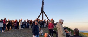 Mange mødte op til sæsonens sidste fællessang