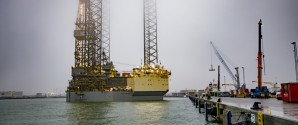 Første boreplatform repareres på Skagen havn