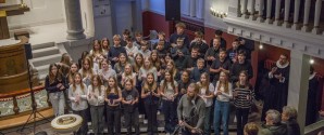 Kirken summede af gospel stemning det meste af dagen
