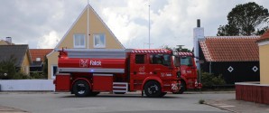 Ukrudtsbrænder skyld i brand