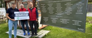 Flot donation til juleudsmykning i Ålbæk!