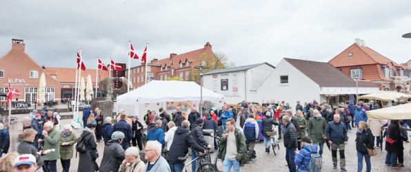 Der blev fejret 2 x 120 års fællesskab og stærke traditioner trods regnvejret