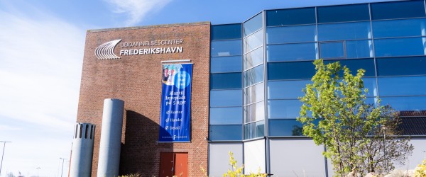 Sidste chance for tilmelding: Frederikshavn Handelsskole tilbyder lederkurser og AI-workshop