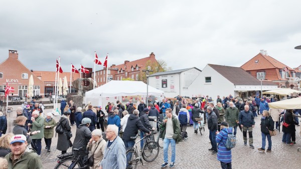 Der blev fejret 2 x 120 års fællesskab og stærke traditioner trods regnvejret