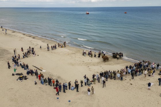 Historiens vingesus blæste ind over Sønderstrand