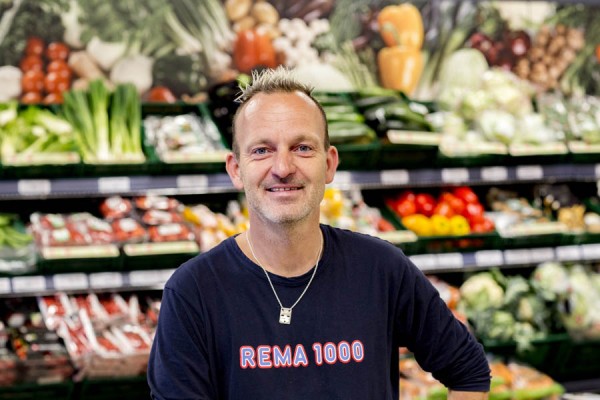 Poul har inviteret Mikkel Beha til Skagen