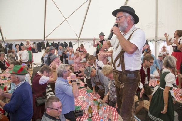 Super fest i teltet ved Bryghuset