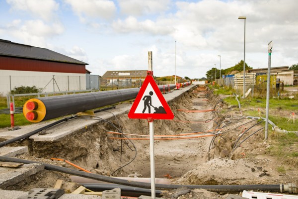 Varme, kloak og vandforsyning graver sammen …..