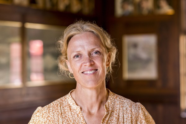 Lisette runder et skarpt hjørne!