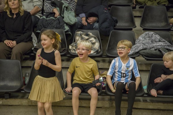 Se masser af billeder fra Gymnastikopvisningen – del 1