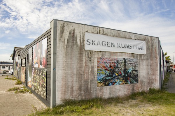 Fernisering på Sommerudstillingen KROP2 i Skagen Kunsthal