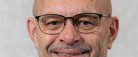 Advokat Karsten Madsen underviser ….