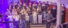 Video: Kirken lukkede med et brag af en fest
