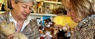 Uffe Ellemanns bamse overdraget til Skagens Bamsemuseum