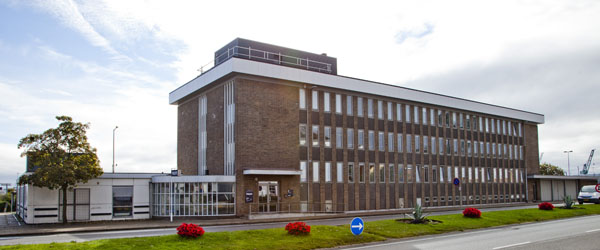 Frederikshavn Politistation er lukket fra og med tirsdag den 24. december 2019 til og med onsdag den 1. januar 2020. Åbningstider i Nordjyllands Politi mellem jul og nytår