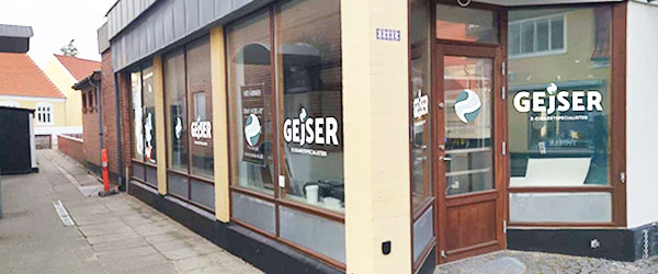 SMOKE-IT skifter navn og åbner kædens allerførste GEjSER-butik i Skagen SMOKE-IT skifter navn og åbner kædens allerførste GEjSER-butik i Skagen