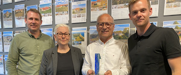 Foto: Fra venstre Brian, Ania, Ole Bo og Max Lokal mægler i Skagen hyldet som nr. 1