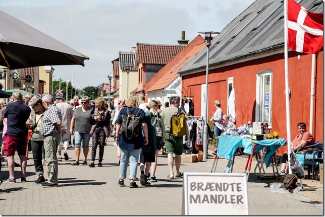 Arkivfoto: Peter Jørgensen. Sommerstart i Ålbæk: Kræmmermarked med hygge og liv