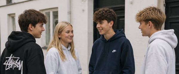 Illustrationsfoto. Konfirmation: I år vil de unge have streetwear